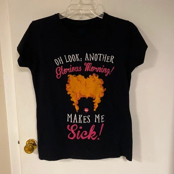 Disney Hocus Pocus graphic tee - Picture 2 of 10